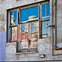 ss_off_broadway_backdoor